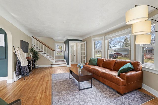 2443 Cherrywood Court SW, Wyoming, MI 49519