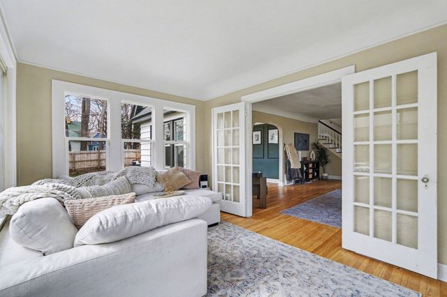 2443 Cherrywood Court SW, Wyoming, MI 49519