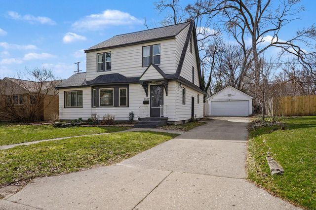 2443 Cherrywood Court SW, Wyoming, MI 49519