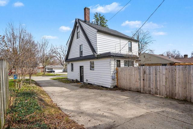 2443 Cherrywood Court SW, Wyoming, MI 49519