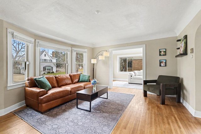 2443 Cherrywood Court SW, Wyoming, MI 49519