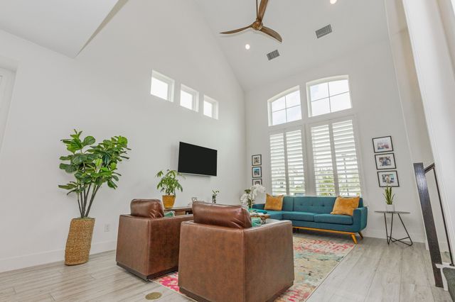 14437 Greymoore Circle, Fort Worth, TX 76008