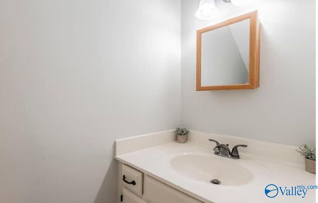 11502 Jade Lane SE, Huntsville, AL 35803