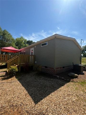 2606 Whipporwill Drive, Royston, GA 30662