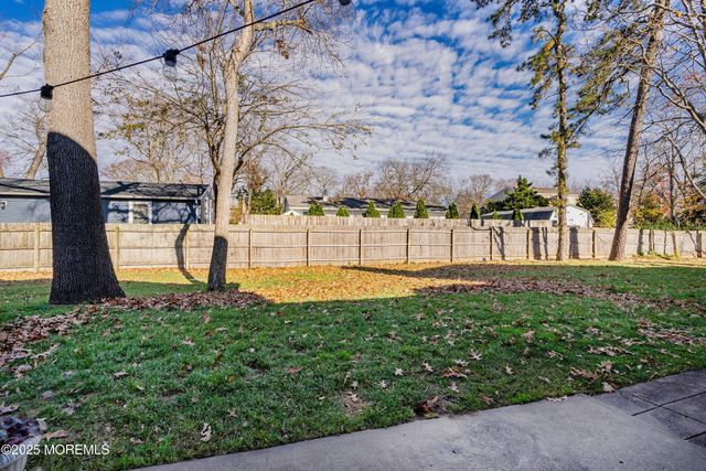 51 White Swan Way, Brick, NJ 08723