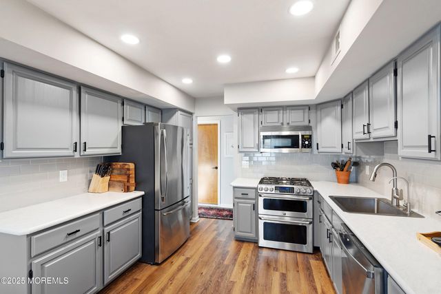 51 White Swan Way, Brick, NJ 08723