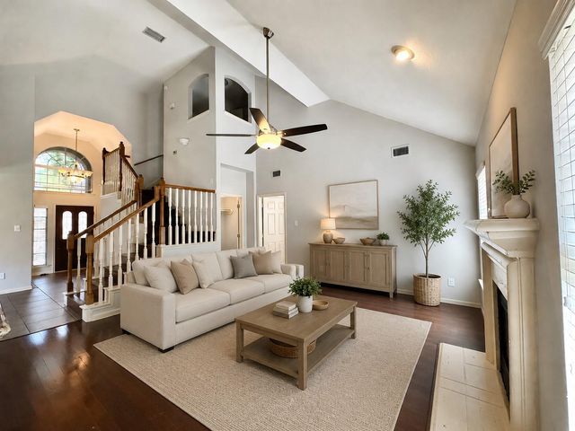 12935 Stratford Mill Lane, Sugar Land, TX 77498