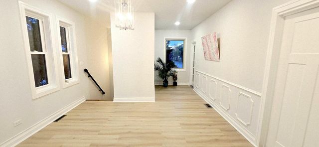 5936 W Maple Avenue, Berkeley, IL 60163