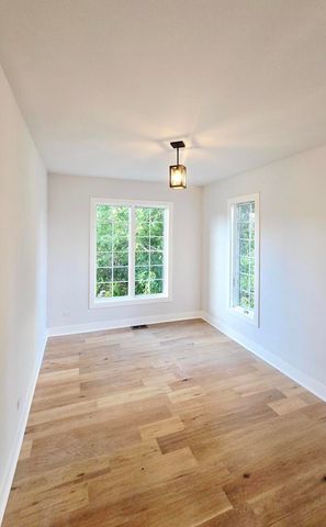 5936 W Maple Avenue, Berkeley, IL 60163