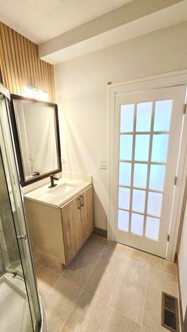 5936 W Maple Avenue, Berkeley, IL 60163