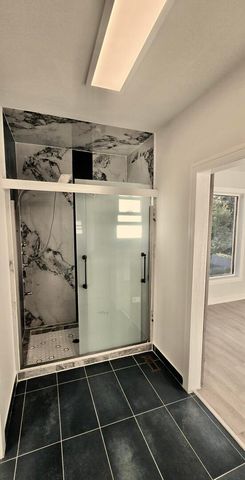 5936 W Maple Avenue, Berkeley, IL 60163