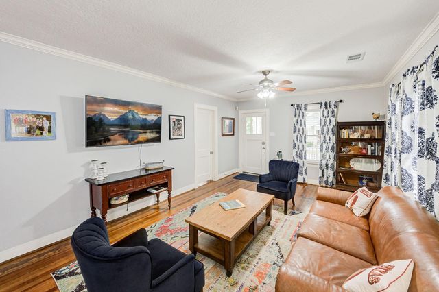 408 Tabor Street, Houston, TX 77009