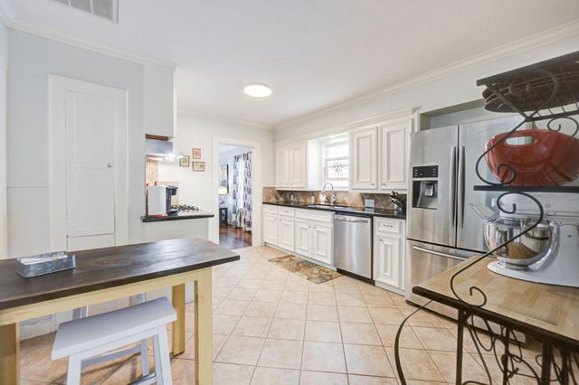 408 Tabor Street, Houston, TX 77009