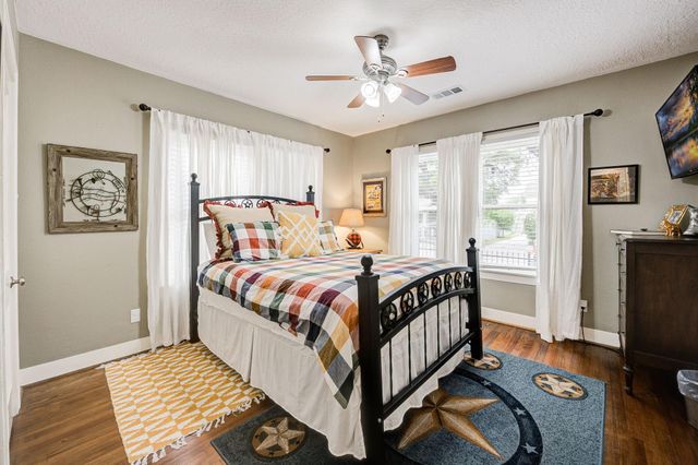 408 Tabor Street, Houston, TX 77009