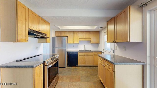 352 S Orchard Street, Ormond Beach, FL 32174