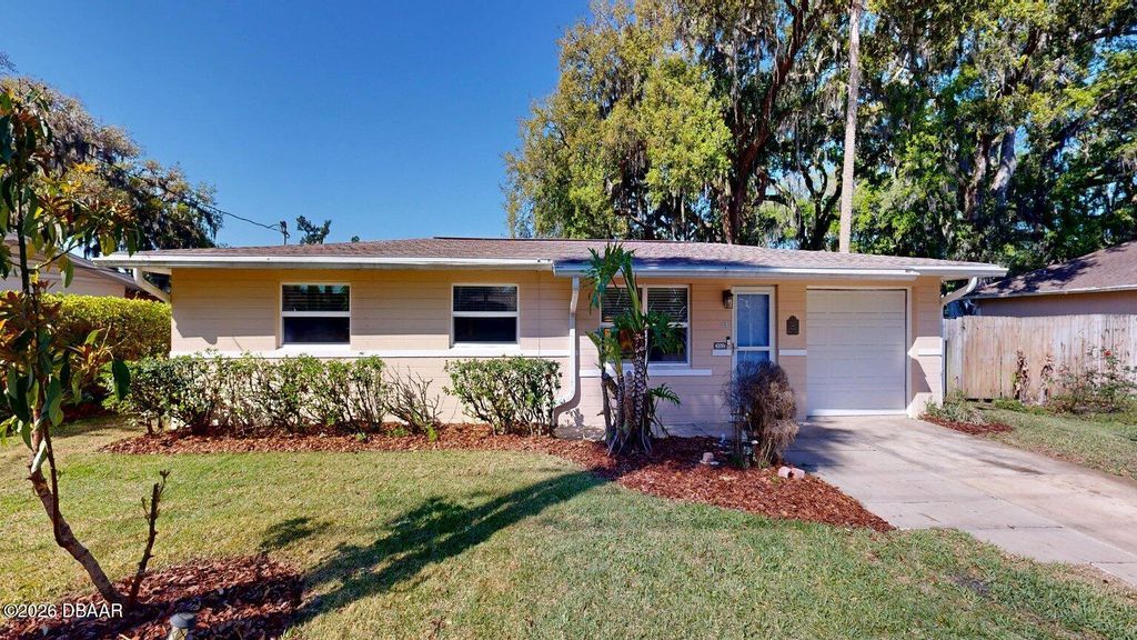 352 S Orchard Street, Ormond Beach, FL 32174