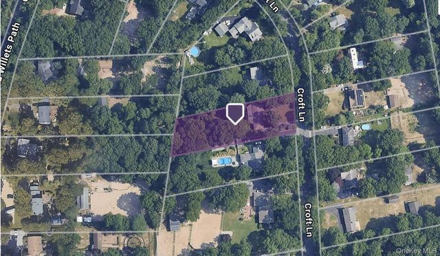 20 Croft Lane, Smithtown, NY 11787