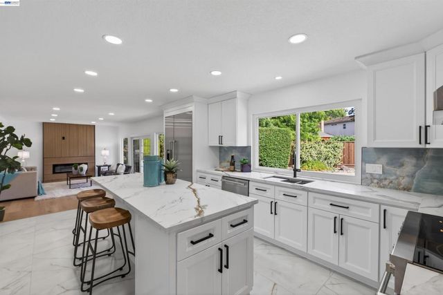 2865 Longspur Way, Pleasanton, CA 94566