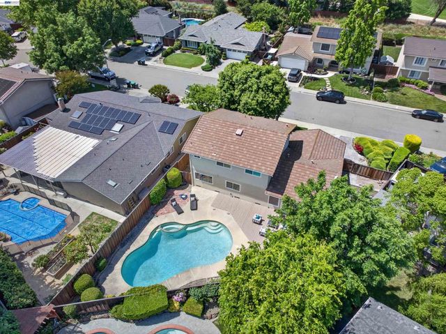2865 Longspur Way, Pleasanton, CA 94566