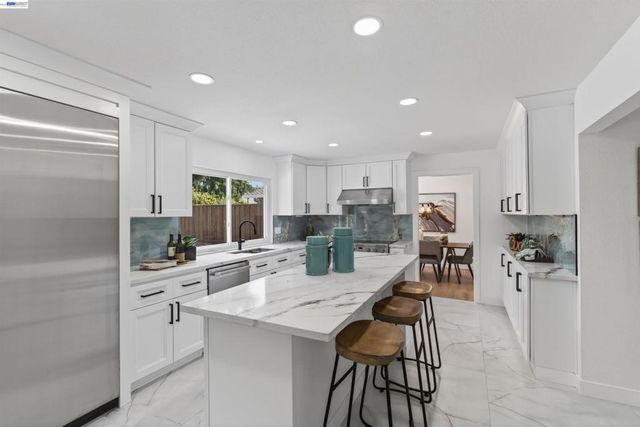 2865 Longspur Way, Pleasanton, CA 94566