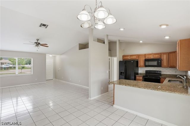 3521 Santa Barbara BLVD, Cape Coral, FL 33914