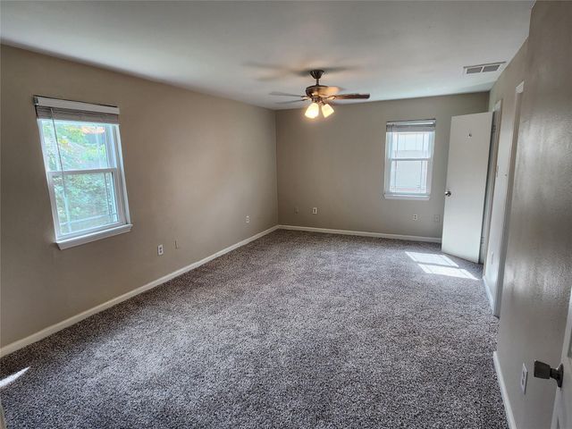 524 Avenue A, La Marque, TX 77568