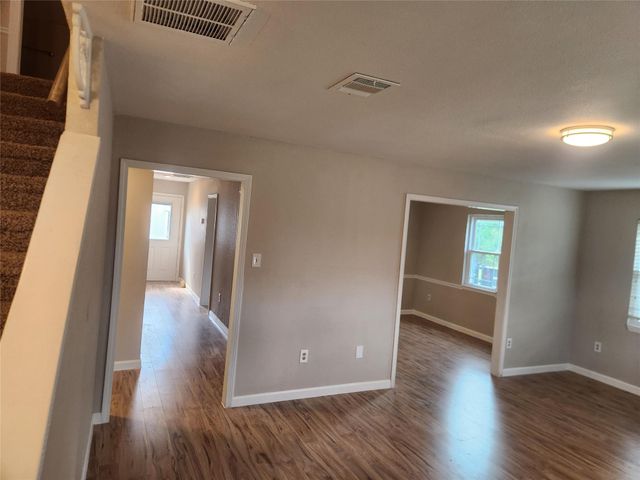 524 Avenue A, La Marque, TX 77568