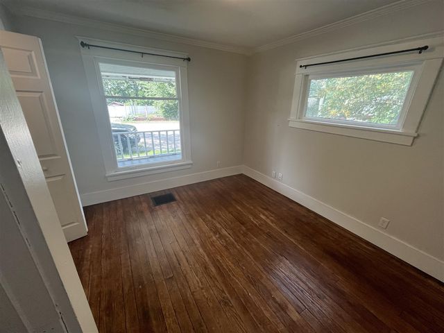 1415 N 5th Street, Niles, MI 49120