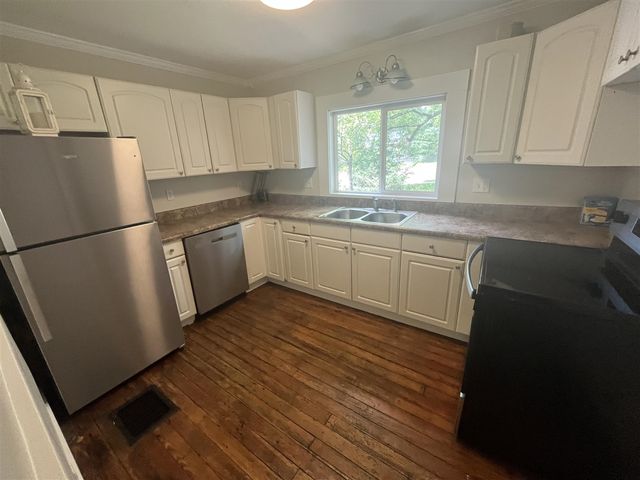 1415 N 5th Street, Niles, MI 49120