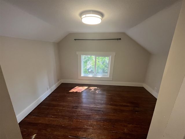 1415 N 5th Street, Niles, MI 49120