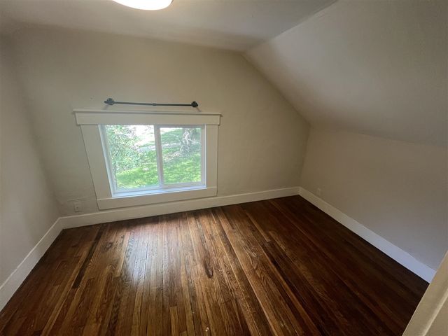 1415 N 5th Street, Niles, MI 49120