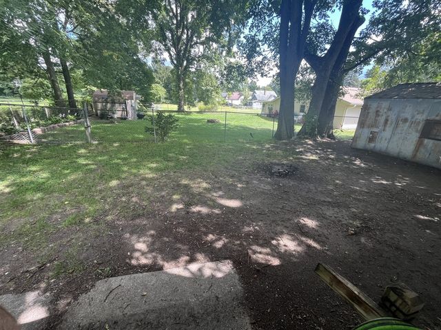 1415 N 5th Street, Niles, MI 49120