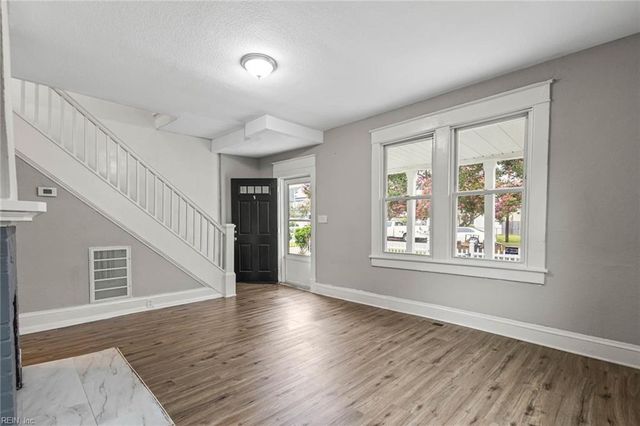 123 Rogers AVE, Norfolk, VA 23505