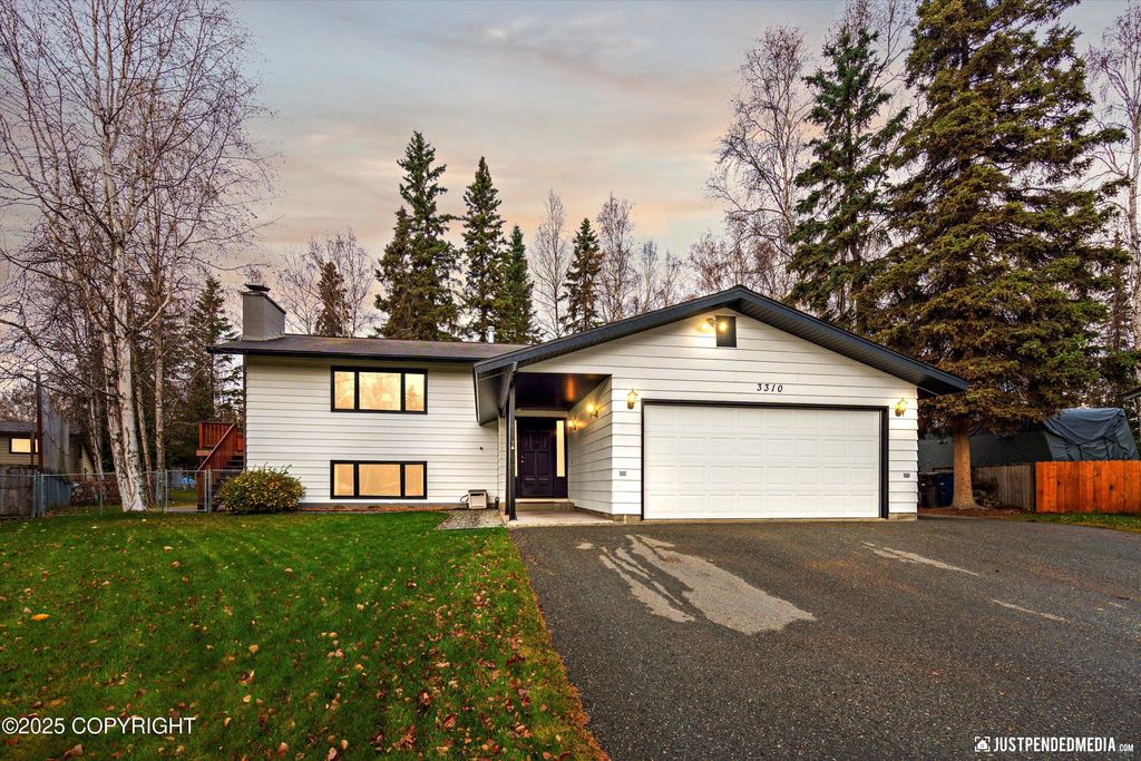 3310 Wells Circle, Anchorage, AK 99508