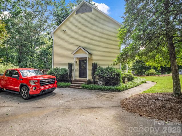 2720 Steeplechase Road, Gastonia, NC 28056
