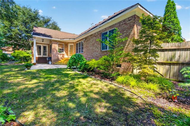 1204 Lingale CT, Chesapeake, VA 23322