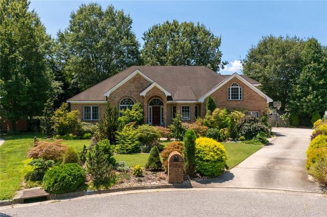 1204 Lingale CT, Chesapeake, VA 23322