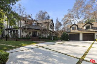11247 BRIARCLIFF Lane, Studio City (los Angeles), CA 91604