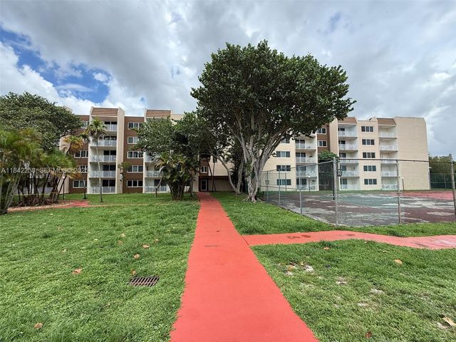 6930 Miami Gardens Drive 1-217A, Hialeah, FL 33015