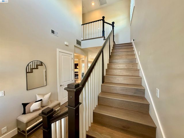 1500 Arroyo Rd, Livermore, CA 94550