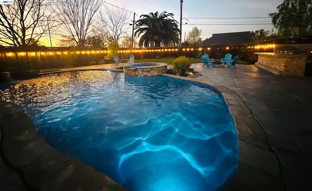 1500 Arroyo Rd, Livermore, CA 94550