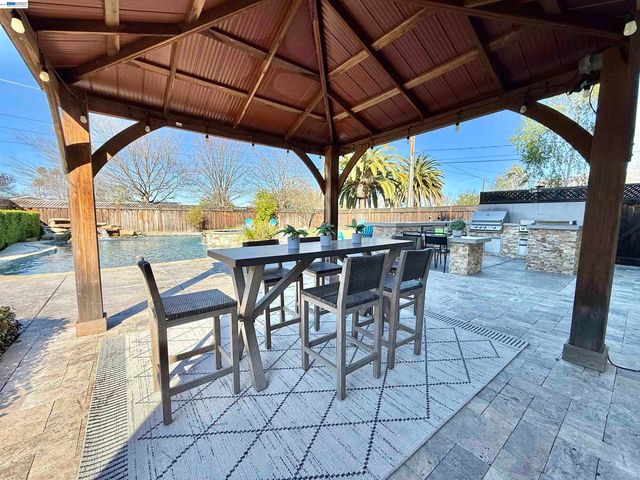 1500 Arroyo Rd, Livermore, CA 94550