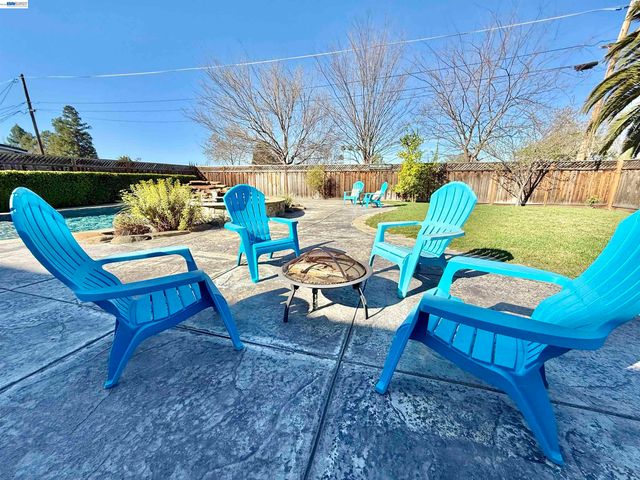 1500 Arroyo Rd, Livermore, CA 94550