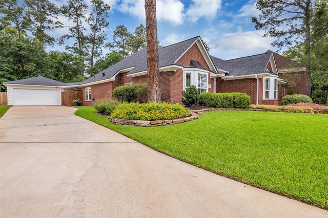 11 Feather Branch Court, The Woodlands, TX 77381