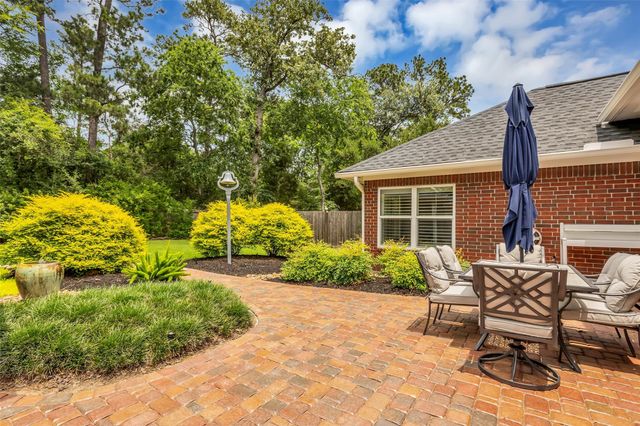 11 Feather Branch Court, The Woodlands, TX 77381