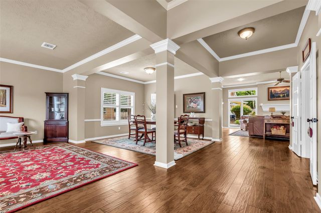 11 Feather Branch Court, The Woodlands, TX 77381
