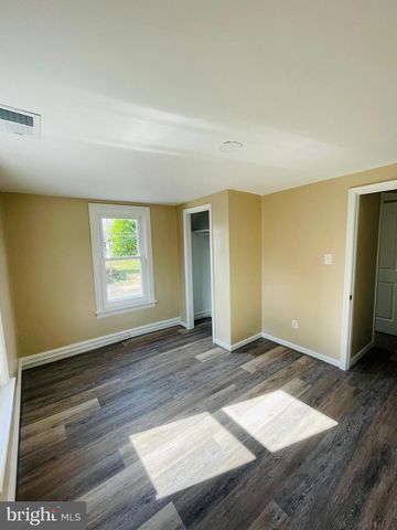 810 BROAD ST, Chambersburg, PA 17201