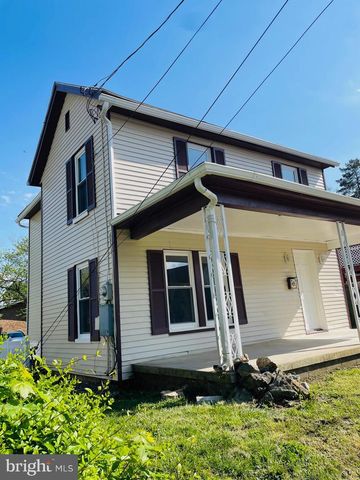 810 BROAD ST, Chambersburg, PA 17201