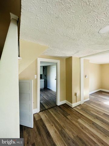 810 BROAD ST, Chambersburg, PA 17201
