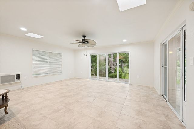 849 Wheelwood Drive, Hurst, TX 76053
